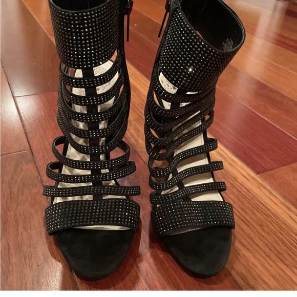 Vince Camuto Katal Black Rhinestone Strappy Suede Dress Heels 8 1/2 side zipper - Picture 2 of 5